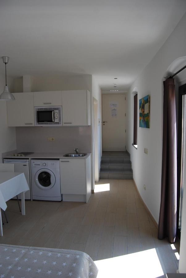 Apartaments Fonda Comerc Torroella de Montgrí Exterior photo