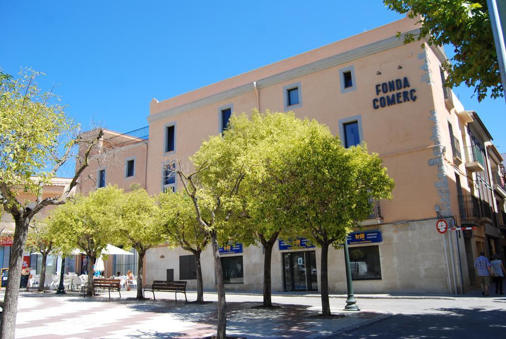 Apartaments Fonda Comerc Torroella de Montgrí Exterior photo